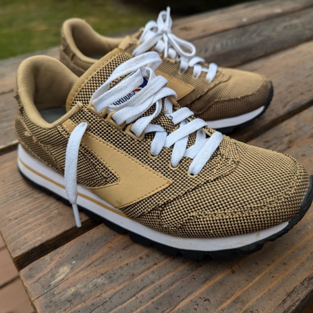 Brooks Heritage Women's Chariot Sneaker